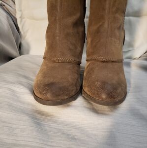 Fergalicious By Fergie, Size 7 WC, Brown